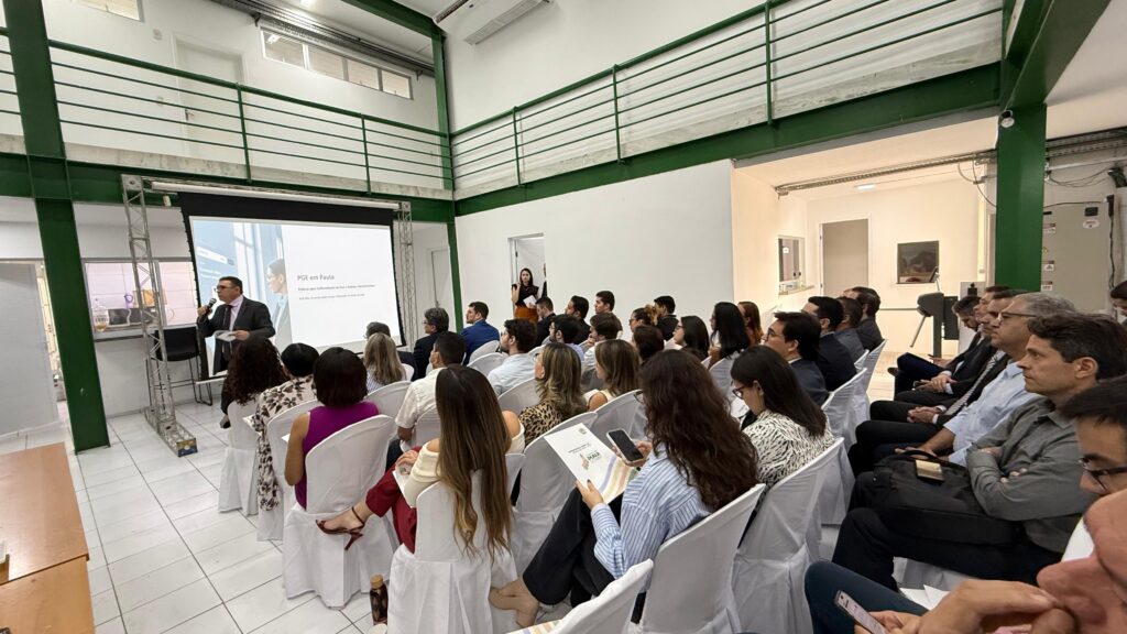 Procuradoria Geral do Estado do Piauí - PGE-PI apresenta Manual de Redação e Padronização de Documentos e Atos Oficiais em evento interno